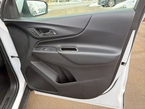 Used 2019 Chevrolet Equinox LT FWD image 19