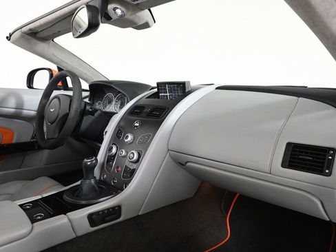 Used 2017 Aston Martin V12 Vantage S image 20