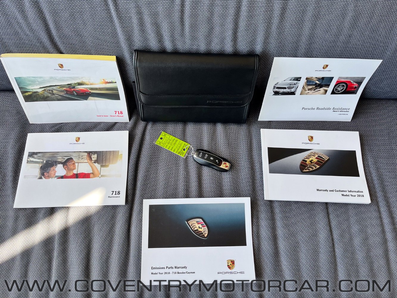 Used 2018 Porsche 718 Cayman RWD image 13
