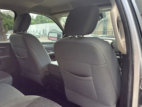 Used 2014 RAM 2500 SLT AWD/4WD image 18