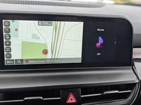 Used 2025 Kia Seltos S FWD image 28