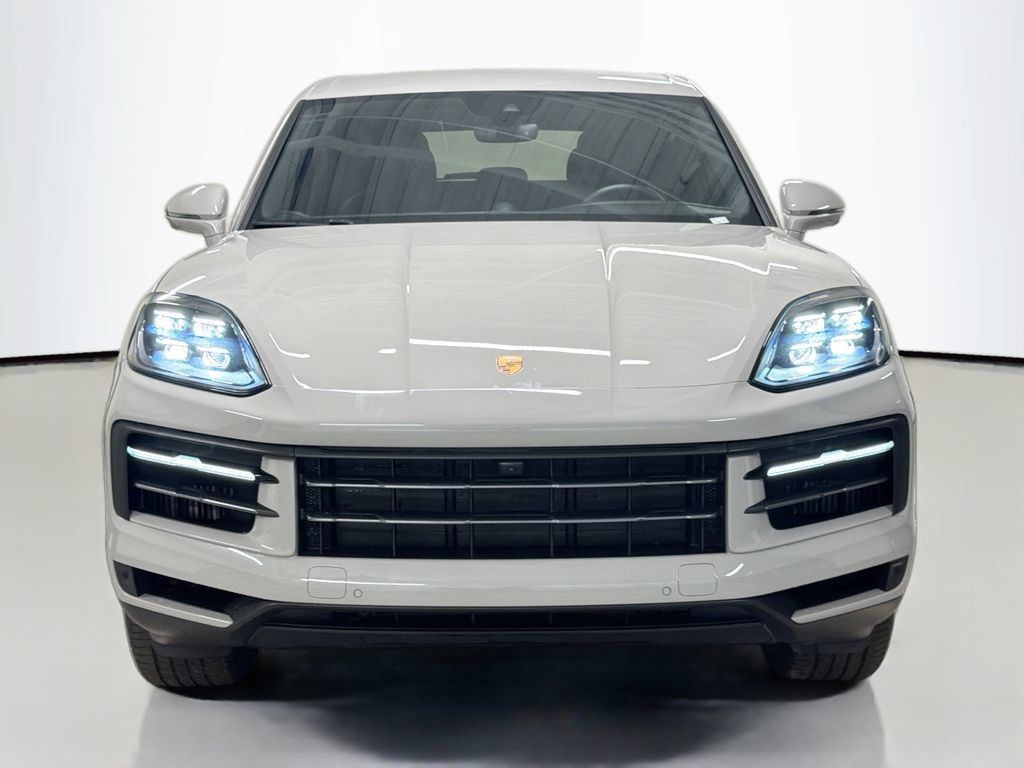 Certified 2025 Porsche Cayenne E-Hybrid AWD/4WD image 6