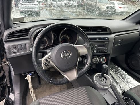 Used 2013 Scion tC image 12