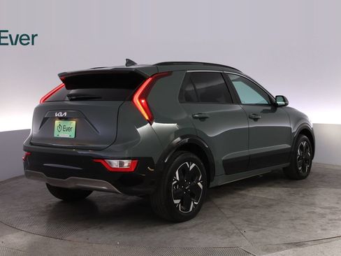 Used 2025 Kia Niro Wind FWD image 3