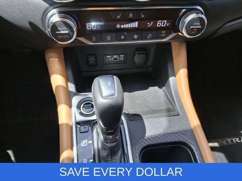 Used 2024 Nissan Sentra SV w/ SV Premium Package FWD image 18
