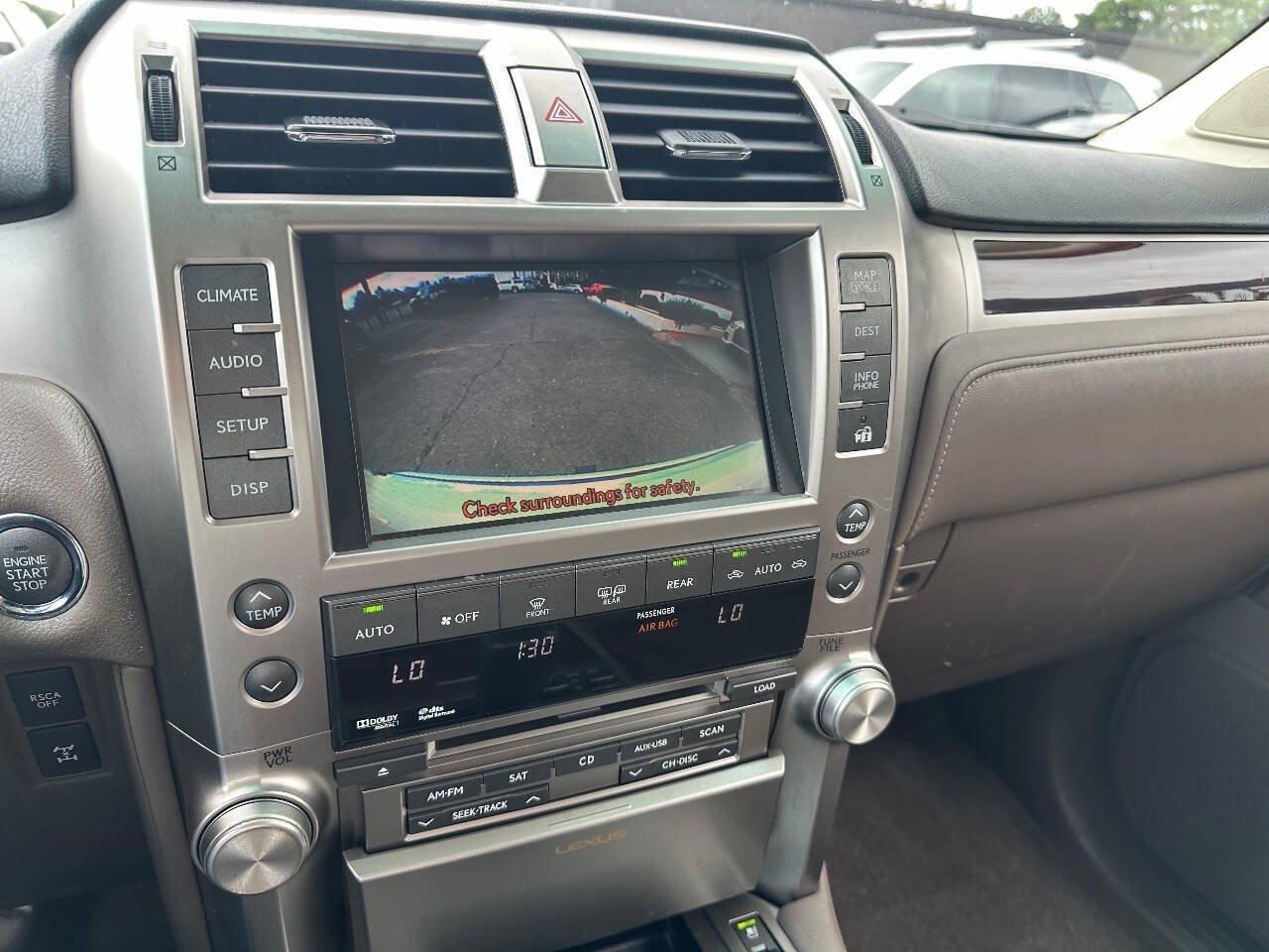 Used 2011 Lexus GX 460 w/ Comfort Plus Pkg AWD/4WD image 18