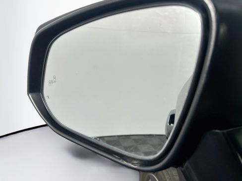 Used 2025 Toyota RAV4 XLE FWD image 16