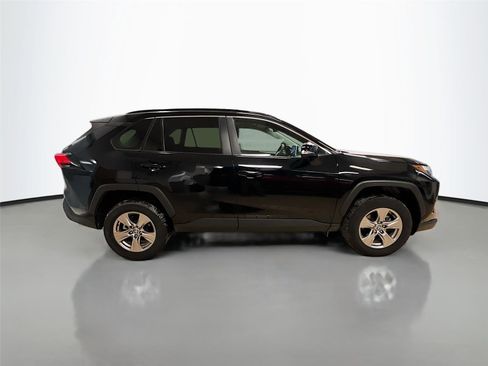 Used 2023 Toyota RAV4 XLE image 37