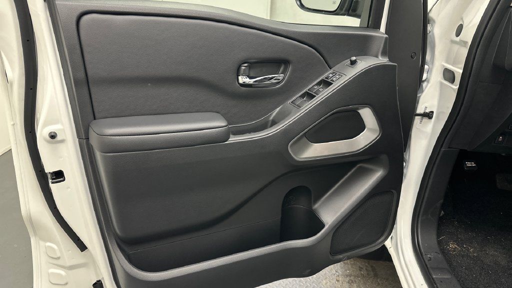 New 2027 Nissan Frontier SV AWD/4WD image 14