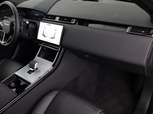 Certified 2025 Land Rover Range Rover Velar S image 17