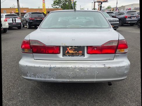 Used 2001 Honda Accord EX image 8