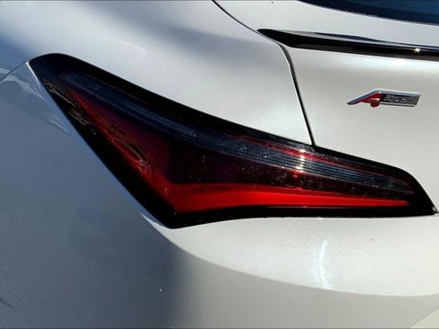Used 2024 Acura Integra A-Spec image 29