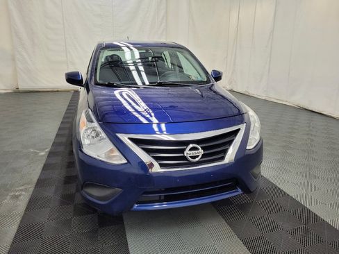 Used 2019 Nissan Versa SV FWD image 14