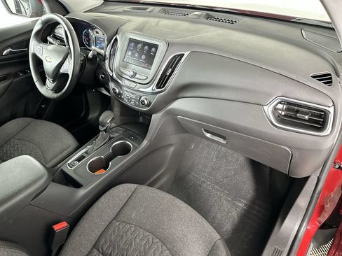 Certified 2024 Chevrolet Equinox LT w/ LPO, Floor Liner Package FWD image 29