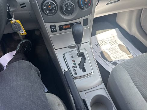Used 2011 Toyota Corolla LE FWD image 12