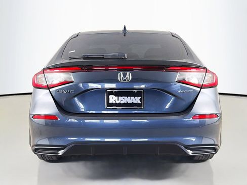 Used 2025 Honda Civic Sport image 6