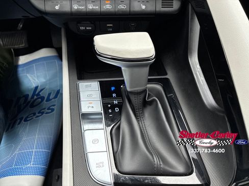 Used 2024 Hyundai Elantra Limited FWD image 14