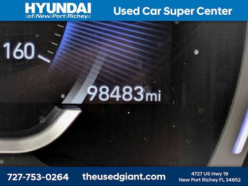 Used 2020 Hyundai Santa Fe SEL w/ Convenience + Premium Package image 37