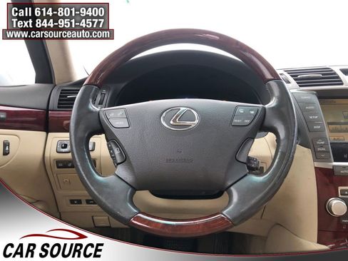 Used 2011 Lexus LS 460 L w/ Luxury Pkg image 10