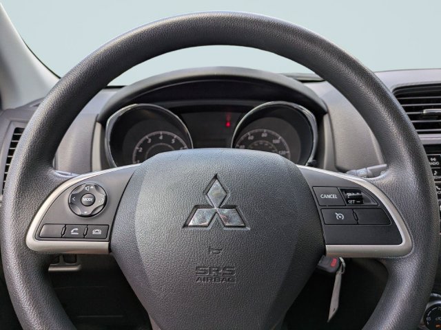 Used 2025 Mitsubishi Outlander Sport ES AWD/4WD image 27