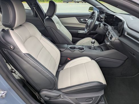 Certified 2024 Ford Mustang GT Premium image 32