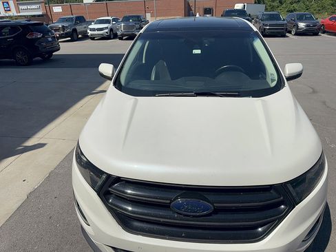 Used 2016 Ford Edge Sport w/ Equipment Group 401A AWD/4WD image 13