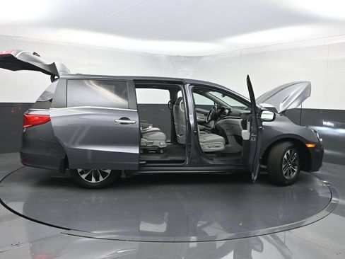 Used 2023 Honda Odyssey EX-L image 38