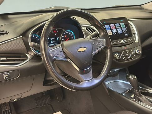 Certified 2018 Chevrolet Malibu LT image 18