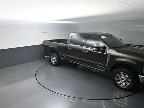 Certified 2025 Ford F250 Lariat w/ Lariat Ultimate Package AWD/4WD image 25