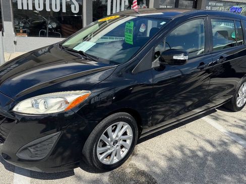 Used 2013 MAZDA MAZDA5 Sport image 1