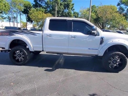 Used 2019 Ford F250 Platinum w/ Platinum Ultimate Package image 45