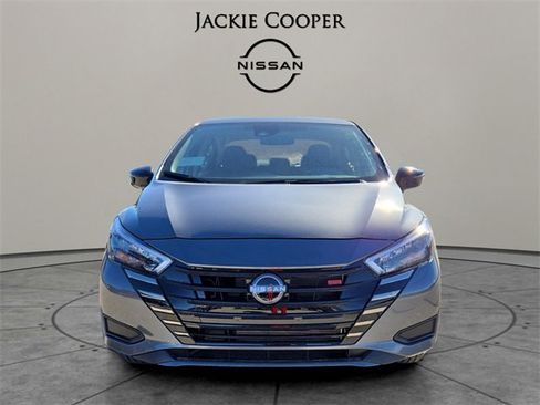 New 2025 Nissan Versa SR w/ Trunk Package image 8