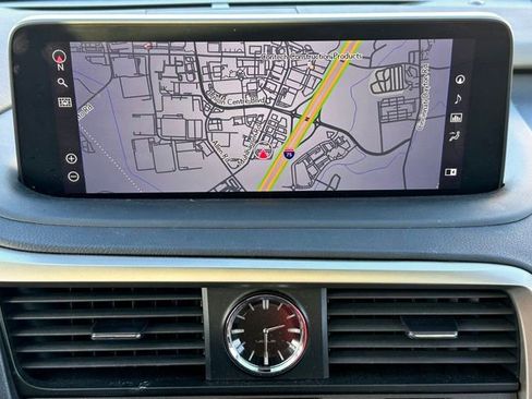 Used 2022 Lexus RX 350L Premium image 10