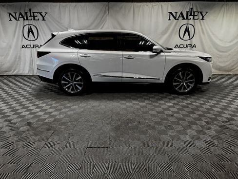 Certified 2025 Acura MDX FWD w/ Technology Package image 2