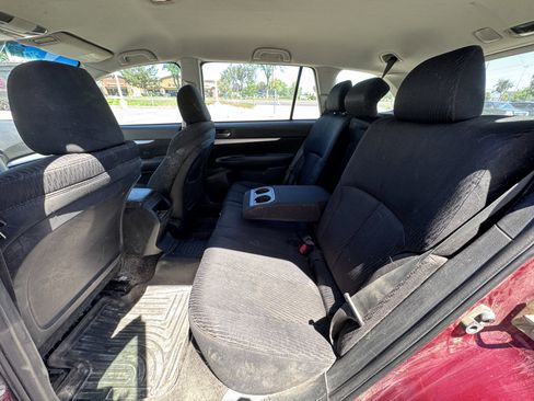 Used 2012 Subaru Outback 2.5i AWD/4WD image 36