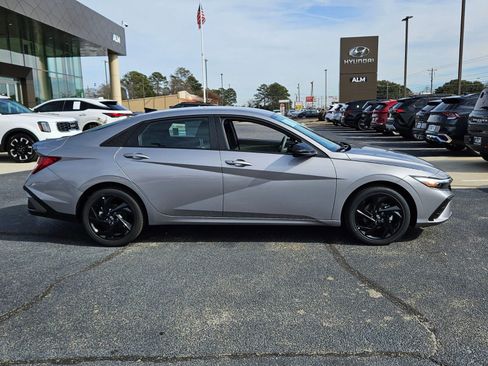 New 2026 Hyundai Elantra Sport FWD image 13