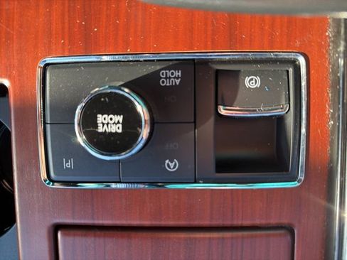 Used 2023 Lincoln Navigator Reserve image 21