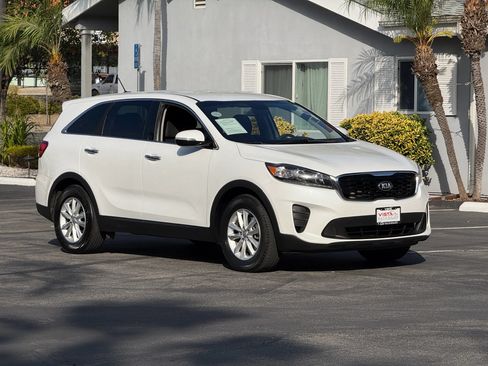 Used 2020 Kia Sorento FWD V6 image 7
