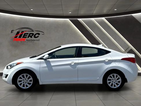 Used 2013 Hyundai Elantra GLS FWD image 7