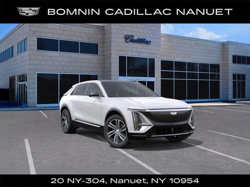 New 2025 Cadillac Lyriq Luxury image 1