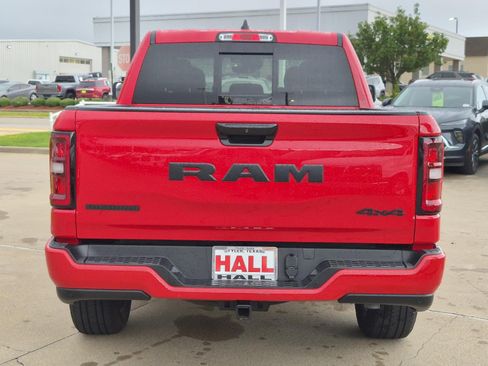 Used 2025 RAM 1500 Big Horn AWD/4WD image 5