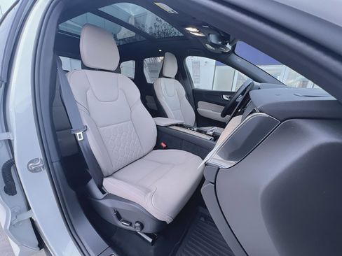 New 2026 Volvo XC60 B5 Plus w/ Protection Package Premier AWD/4WD image 27