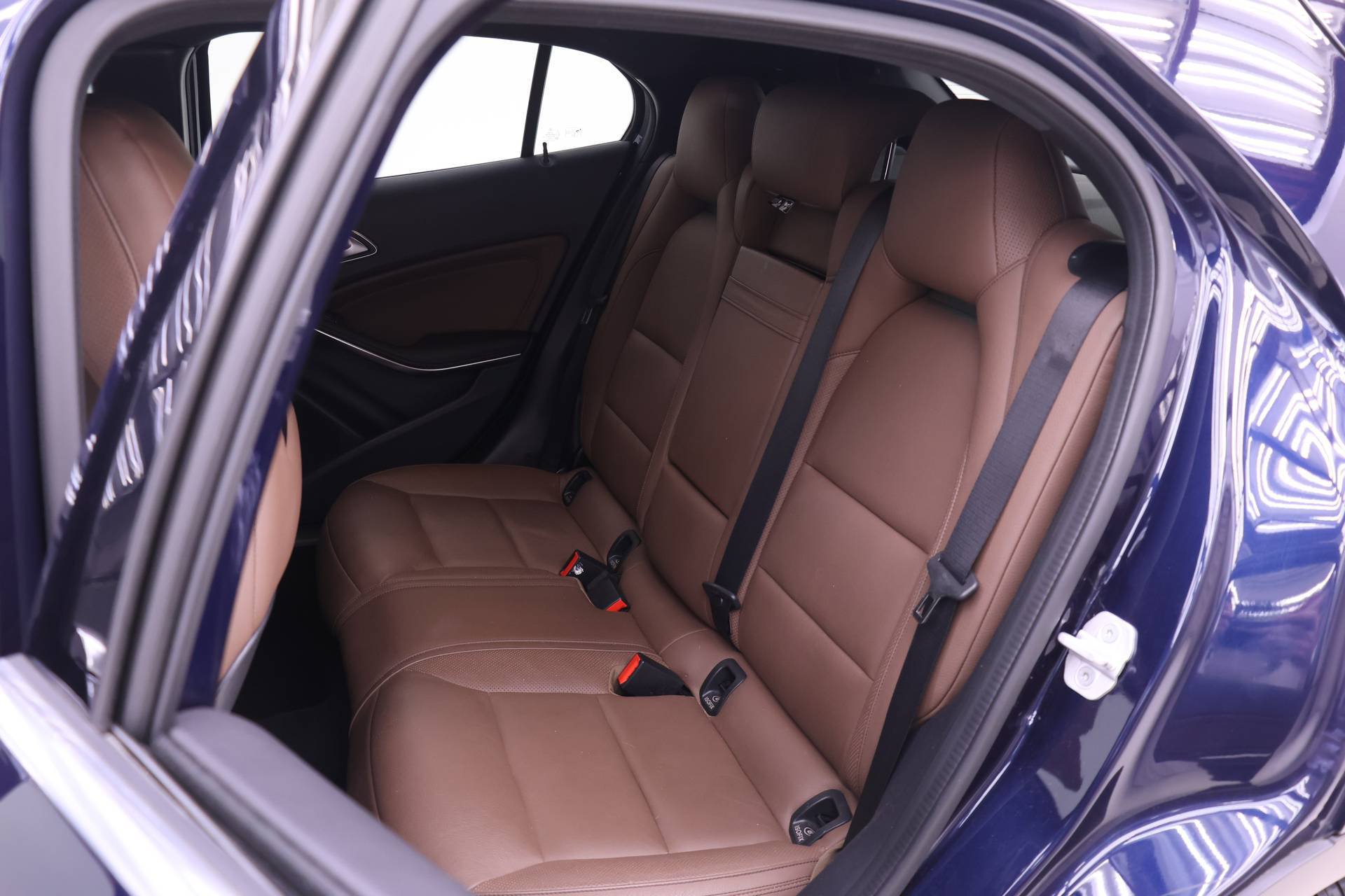Used 2018 Mercedes-Benz GLA 250 4MATIC image 14