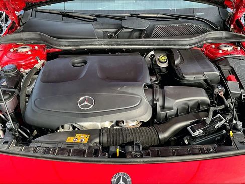 Certified 2020 Mercedes-Benz GLA 250 image 32