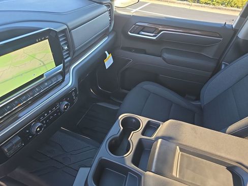 New 2026 Chevrolet Silverado 1500 LT w/ LPO, Dark Essentials Package AWD/4WD image 25