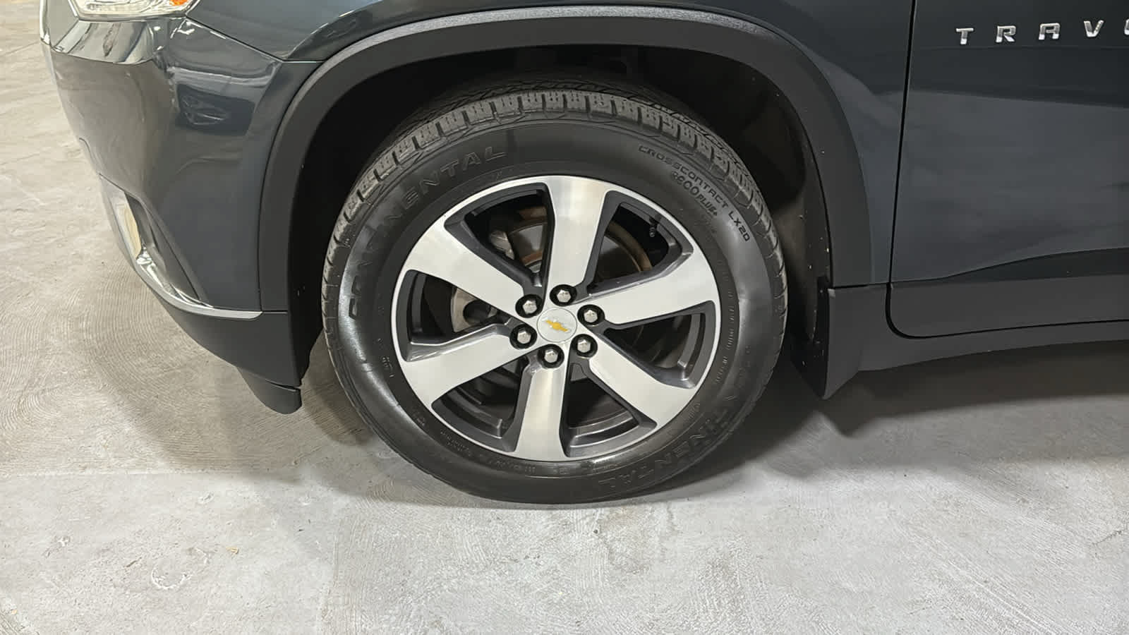 Used 2019 Chevrolet Traverse LT w/ LT Premium Package AWD/4WD image 8