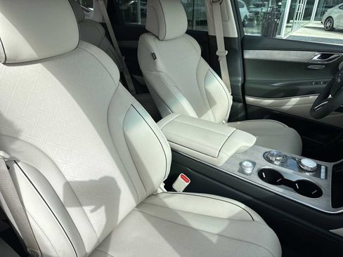 New 2026 Genesis GV80 2.5T Advanced image 31