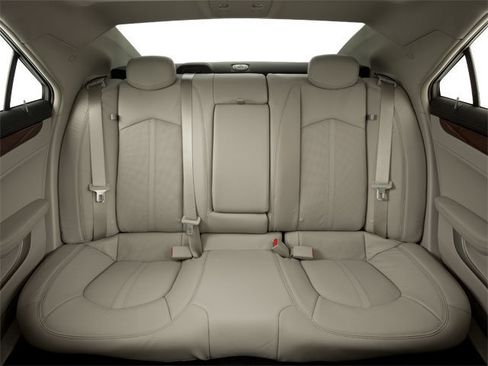 Used 2010 Cadillac CTS Premium RWD image 18
