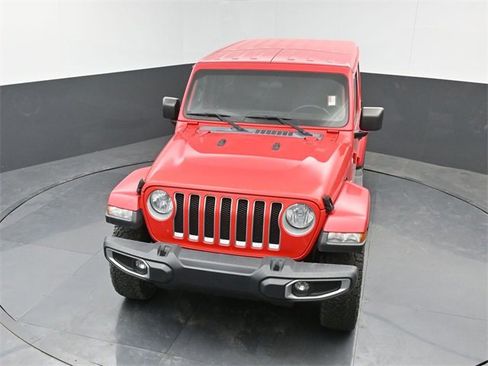 Used 2018 Jeep Wrangler Unlimited Sahara w/ Dual Top Group image 23