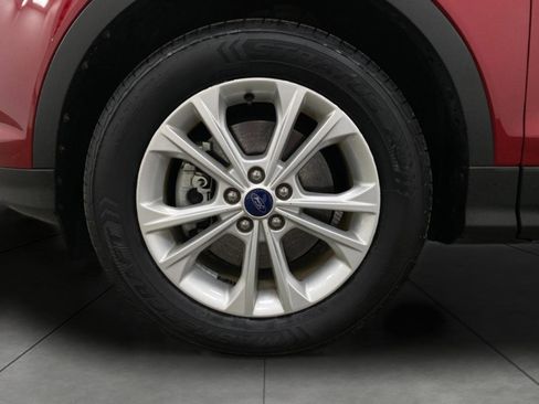 Used 2017 Ford Escape SE image 13